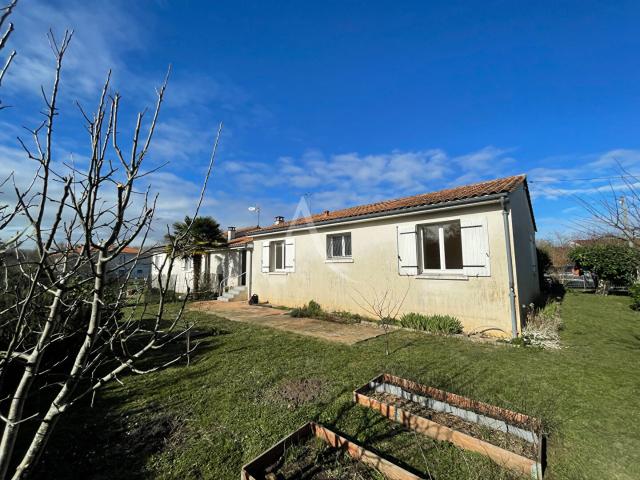 Maison location à Saintes