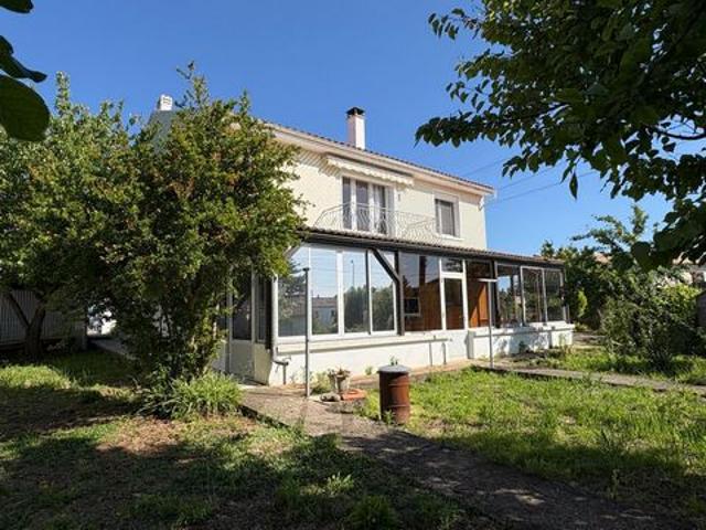 Villa vente à Saintes