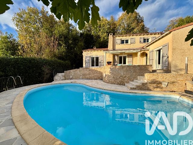 Maison vente à France métropolitaine, Saintes