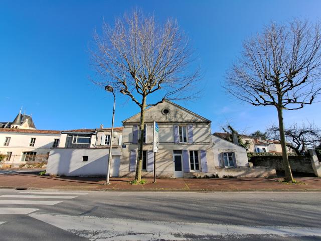 Maison vente à Saintes