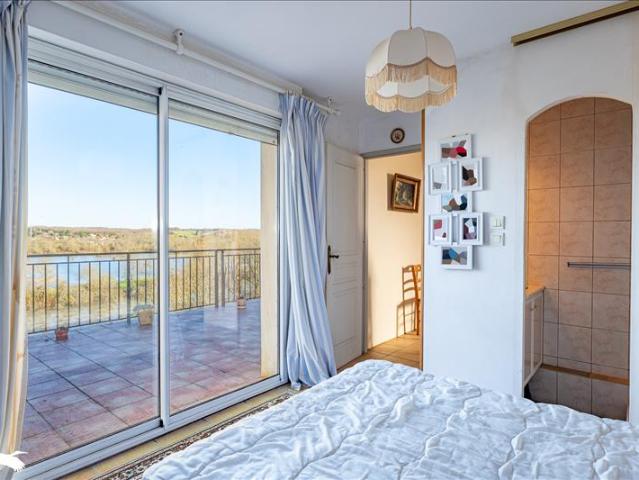 Maison vente à France métropolitaine, Saintes