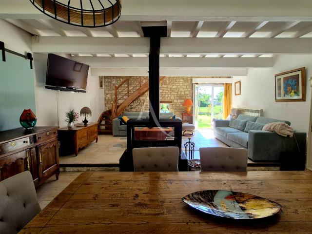 Maison vente à Saintes