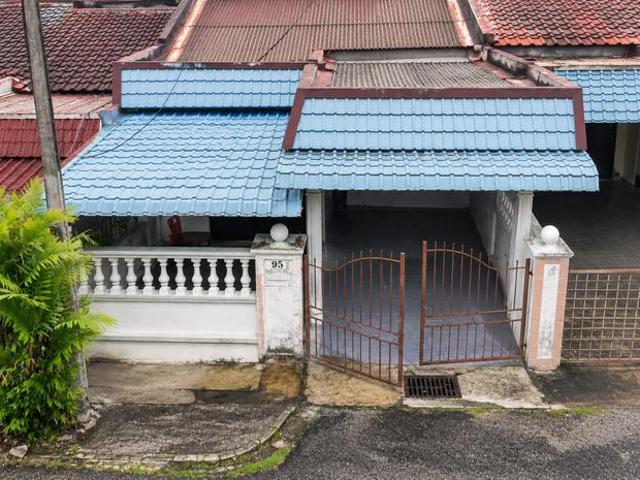 Terraced House for sale in Sendayan Village, Negeri Sembilan