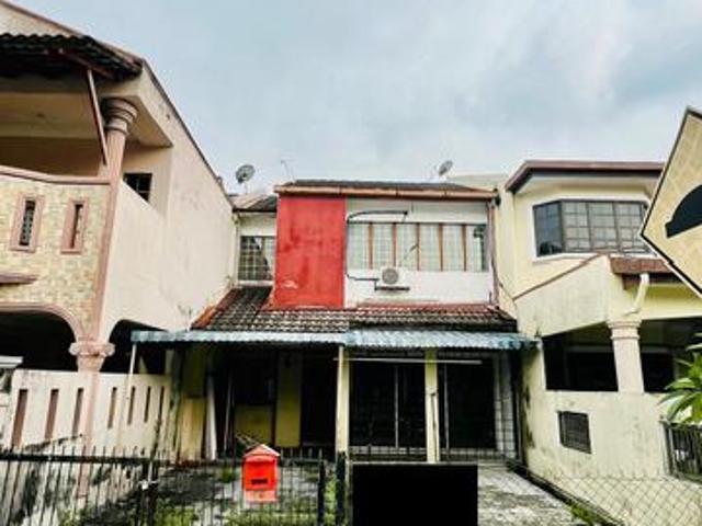 Terraced House for sale in Langat, Selangor