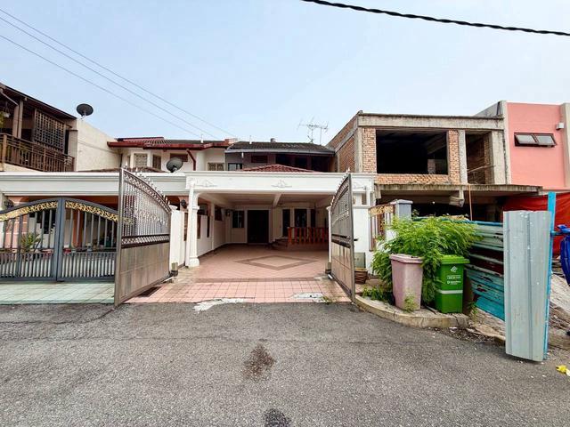 Terraced House for sale in Country Heights Damansara, Kuala Lumpur