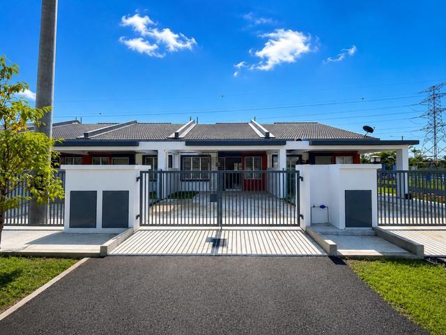 Terraced House for sale in Tanjong Sepat, Selangor