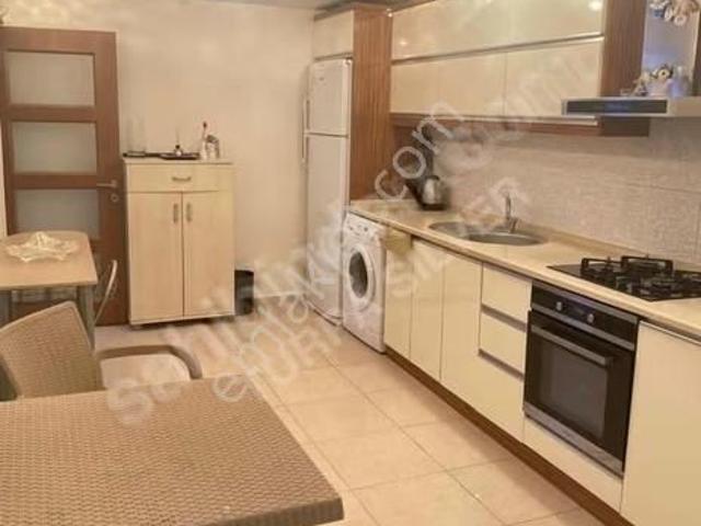 Bayrakli, İzmir içerisinde kiralık mülk