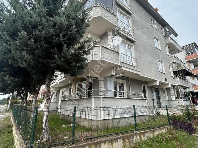 Aziziye Mahallesi, Karasu içerisinde kiralık mülk