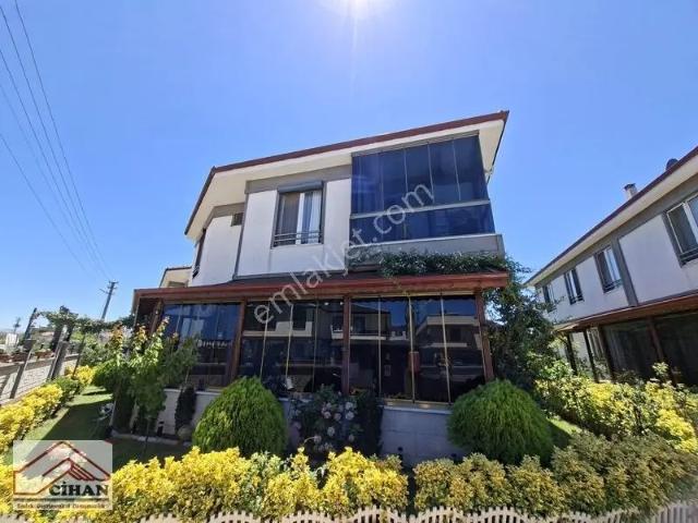 Akkum, Karasu içerisinde satılık Villa