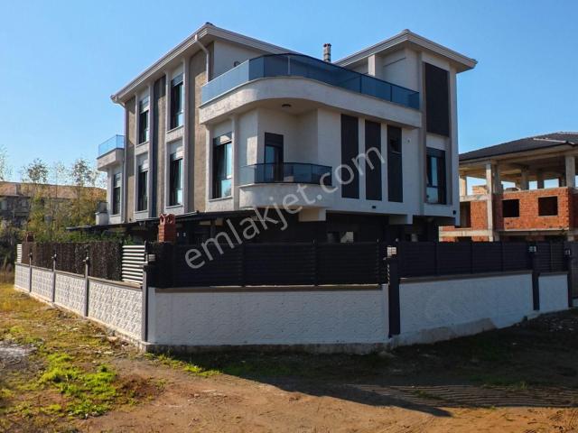 Karasu, Sakarya içerisinde satılık Villa