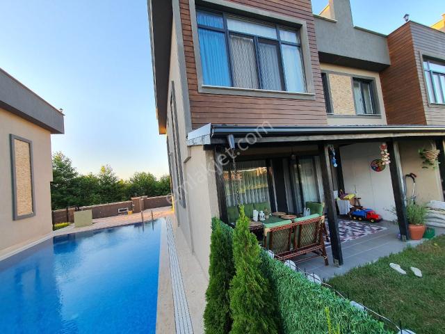 Karasu içerisinde kiralık Villa