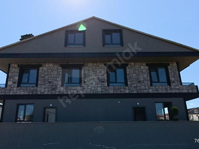 Yalı Mahallesi, Kocaali içerisinde satılık Villa