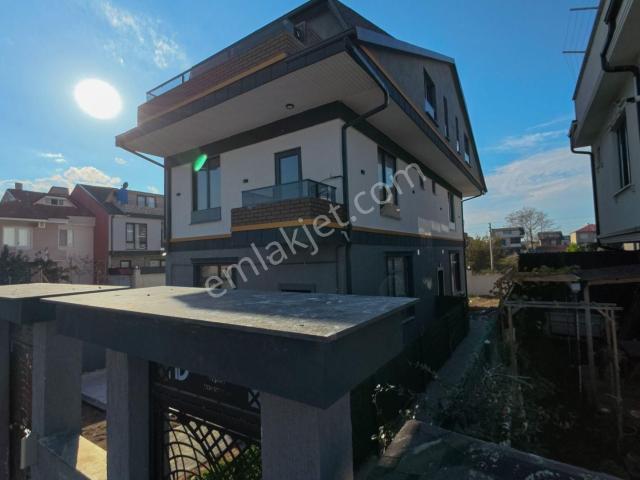 Kocaali, Sakarya içerisinde satılık Villa