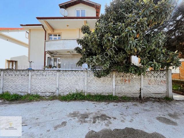 Serdivan, Sakarya içerisinde satılık Villa