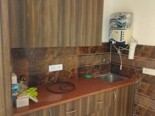 Property for rent in Deri