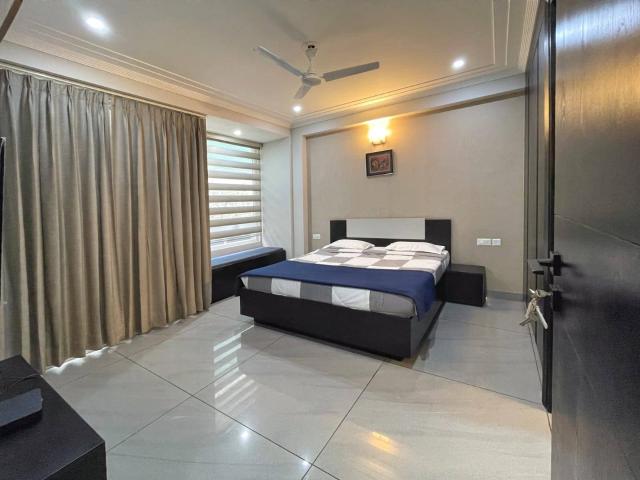 Flat for rent in Deri