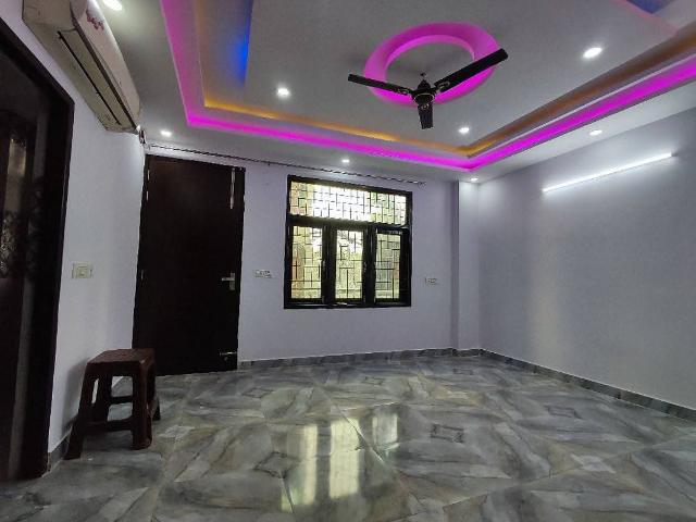 Property for rent in Deri