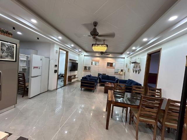 Flat for rent in Deri