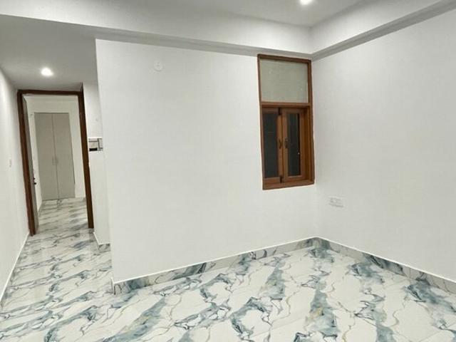Property for rent in Deri