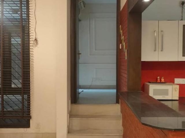 Property for rent in Deri