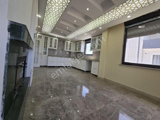 Tepebaşi içerisinde satılık Villa
