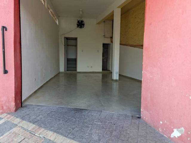 Ponto Comercial aluguel em Região Imediata de São Paulo, Região Metropolitana de São Paulo