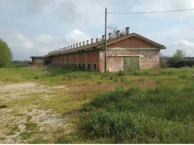 Locale Commerciale in vendita a Marola, Torri Di Quartesolo