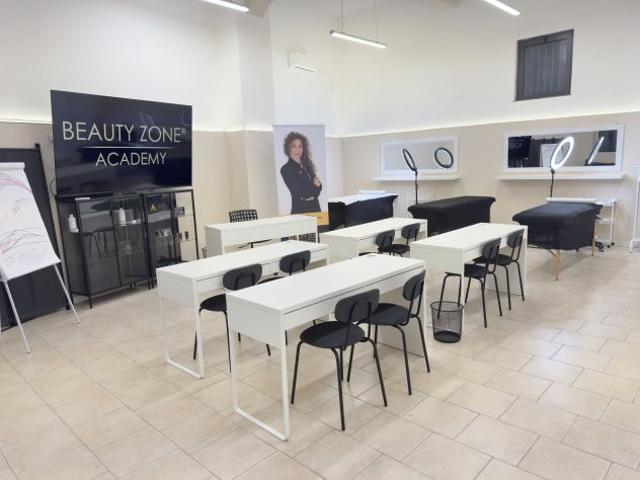 Ufficio in affitto a Acireale, Catania