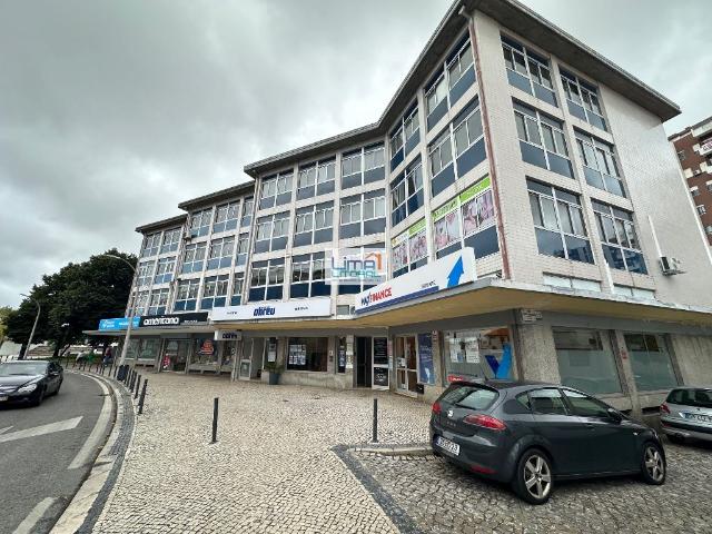 Escritório alugar em Bairro dos Anjos, Leiria