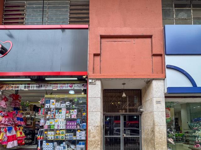 Quarto aluguel em Região Geográfica Imediata de Londrina, Londrina