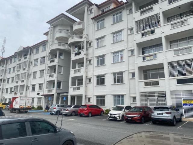 Apartment for rent in Tanjong Sepat, Selangor