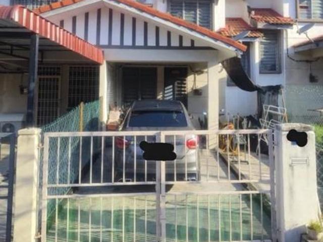 Terraced House for sale in Tanjong Sepat, Selangor