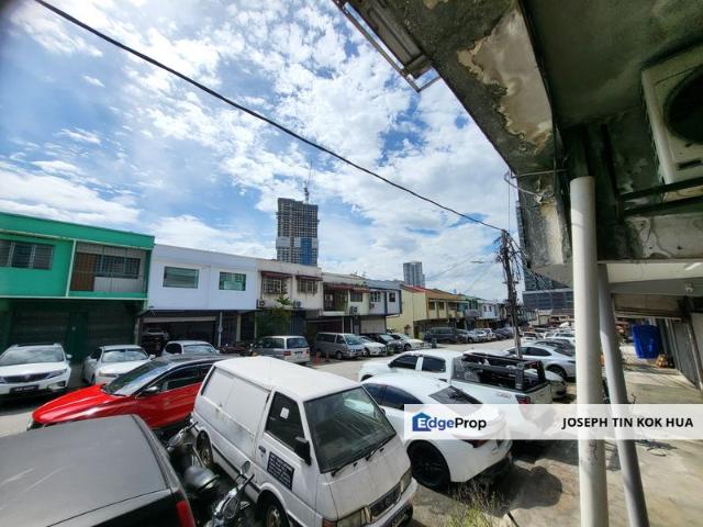 Shop for rent in Country Heights Damansara, Kuala Lumpur