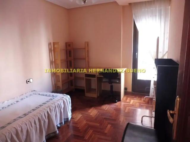 Apartamento en alquiler en Santo Tomás, Salamanca