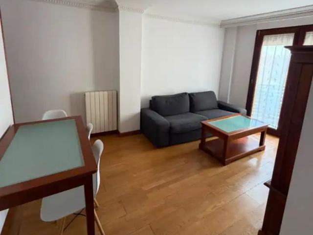 Apartamento en alquiler en San Bernardo, Salamanca