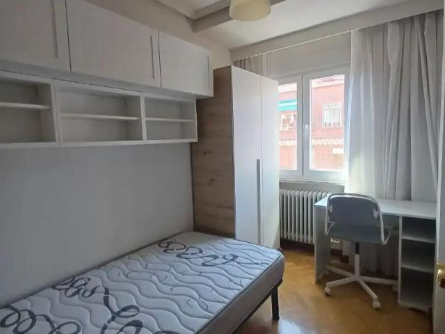 Apartamento en alquiler en Centro, Salamanca