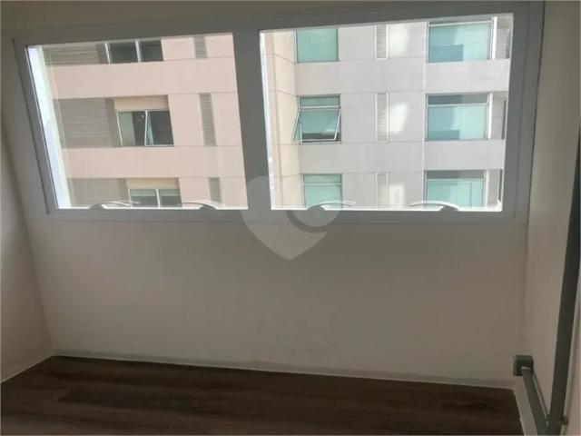 Ponto Comercial aluguel em Região Imediata de São Paulo, Região Metropolitana de São Paulo