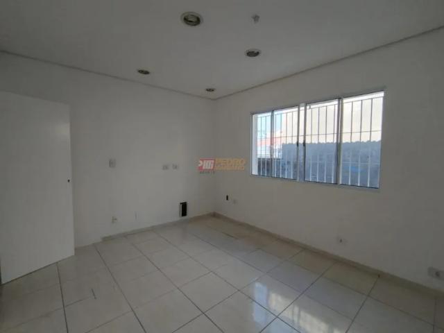 Ponto Comercial aluguel em Região Imediata de São Paulo, Região Metropolitana de São Paulo
