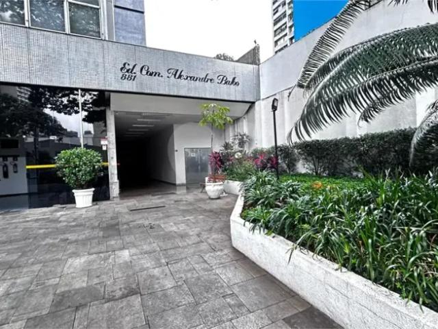 Ponto Comercial aluguel em Região Imediata de São Paulo, Região Metropolitana de São Paulo