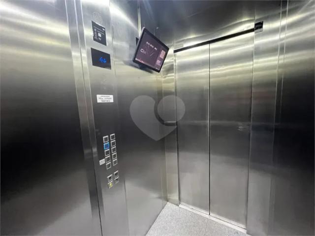 Ponto Comercial aluguel em Região Imediata de São Paulo, Região Metropolitana de São Paulo