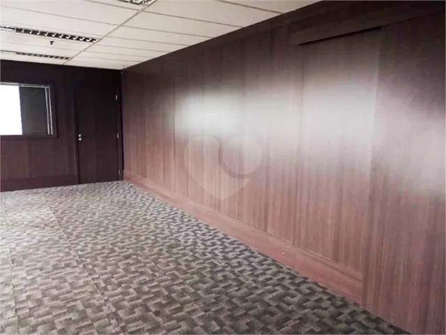 Ponto Comercial aluguel em Região Imediata de São Paulo, Região Metropolitana de São Paulo