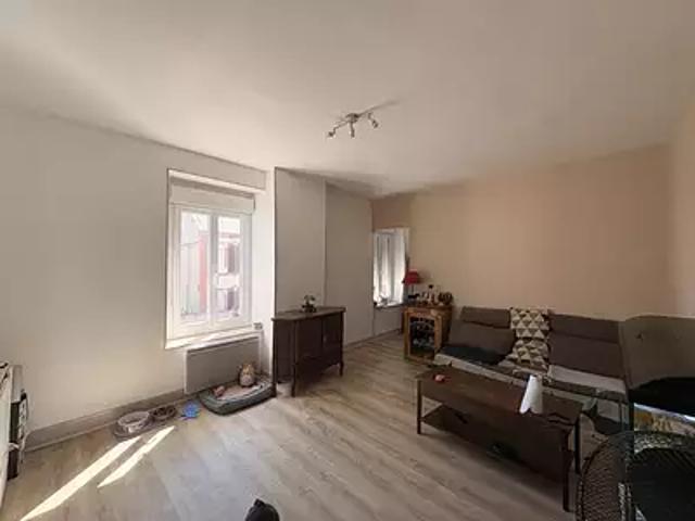Appartement location à Le Colombier, Salbris