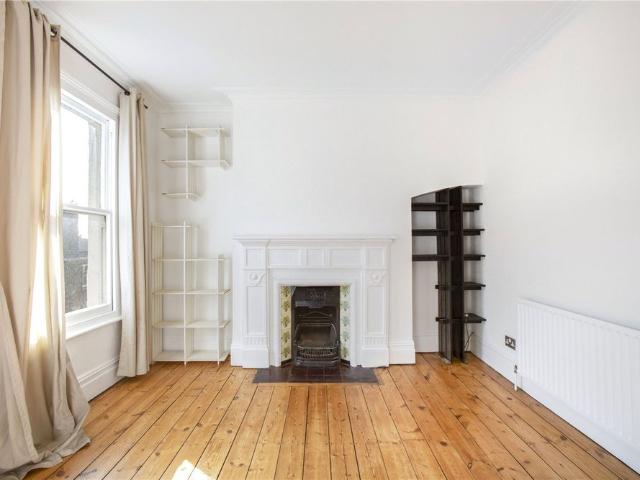 Apartment for rent in Shacklewell, Greater London