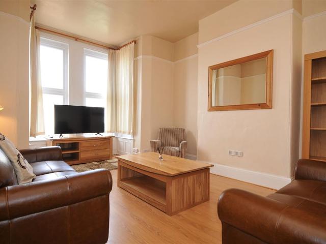 House for rent in Lipson, Mount Wise