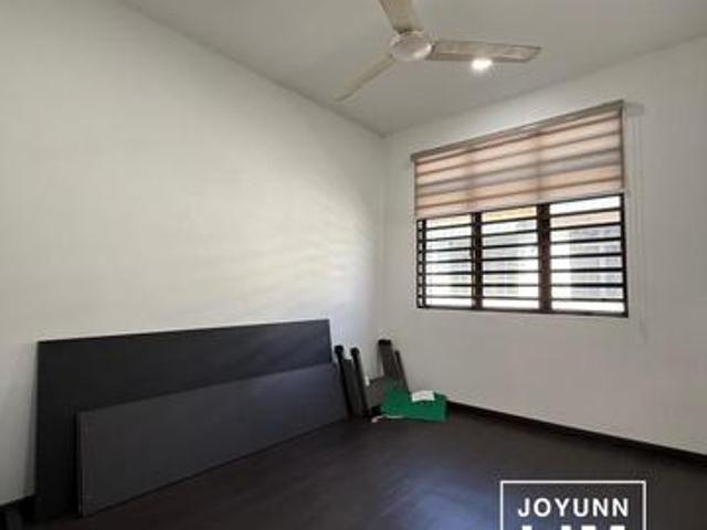 Terraced House for sale in Wellesley, Penang