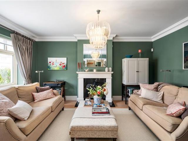 Detached House for sale in Bluebell, North Tipperary