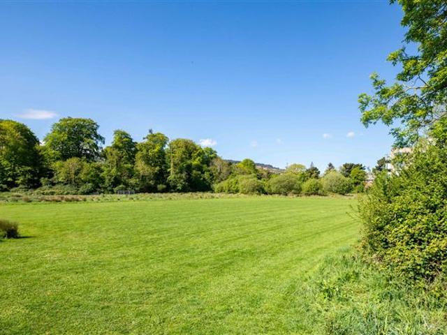 Apartment for sale in Leopardstown, North Tipperary