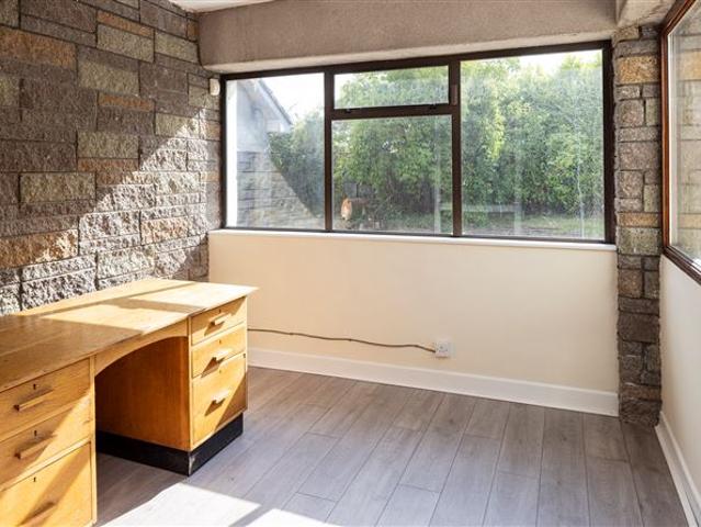 Detached House for sale in Bluebell, North Tipperary