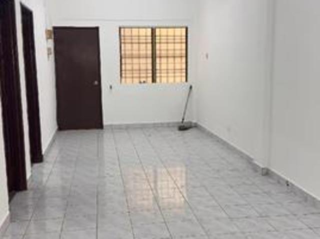 Apartment for sale in Nilai, Negeri Sembilan
