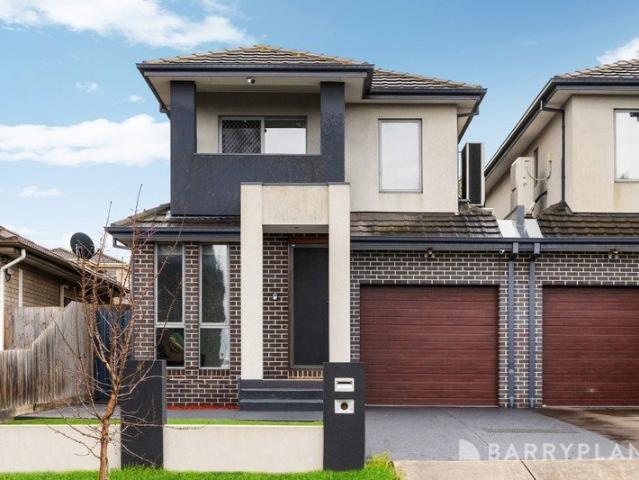Townhouse for sale in Camerons Creek, Victoria